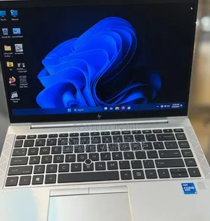 New Laptop HP EliteBook 840 G8 16GB Intel Core i5 SSD 512GB