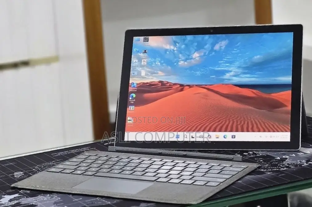 New Laptop Microsoft Surface Pro 7 16GB Intel Core i5 SSD 256GB