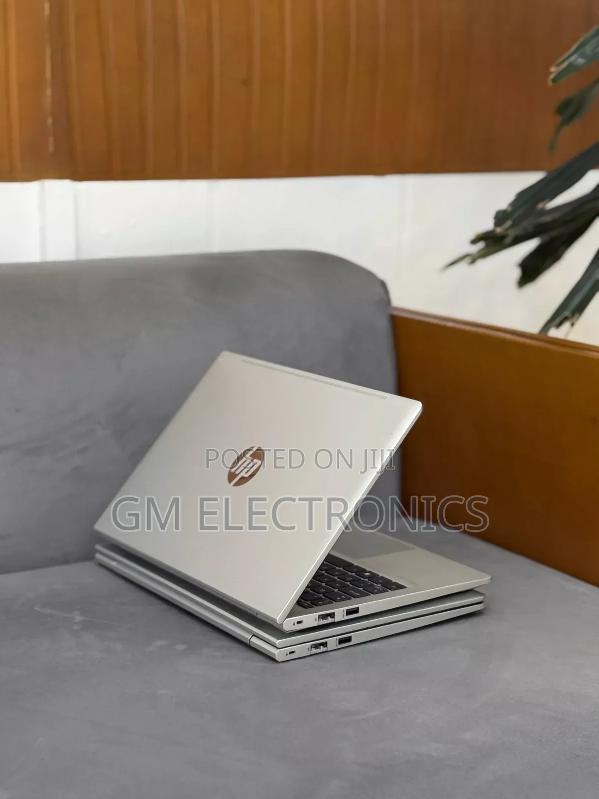 New Laptop HP ProBook 440 G10 8GB Intel Core i3 SSD 256GB