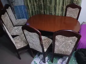 1Table and 6 Chairs ጠረጴዛ እና ወንበር