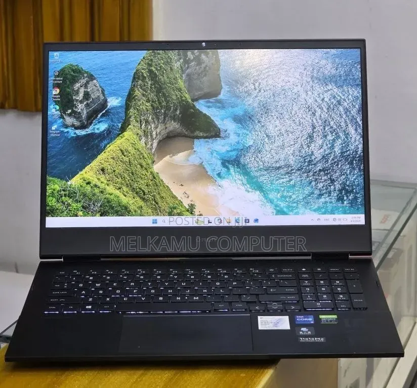 New Laptop HP Omen 16 16GB Intel Core i7 SSD 512GB