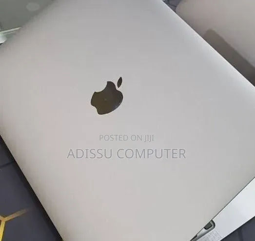 New Laptop Apple MacBook Pro 2019 8GB Apple M1 SSD 256GB