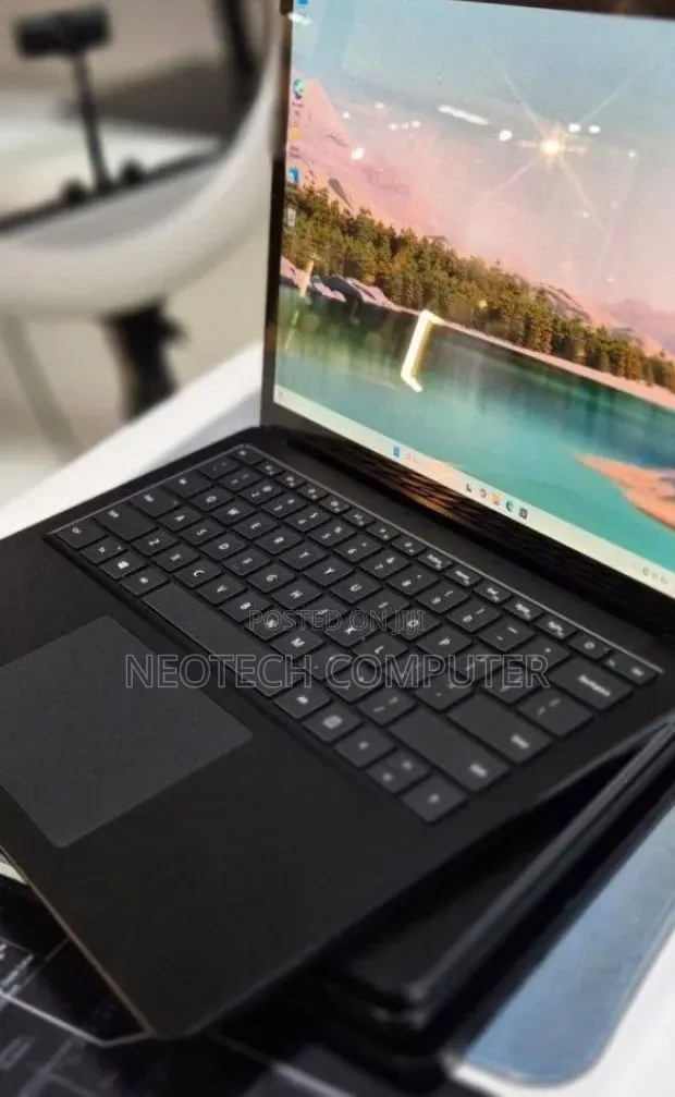New Laptop Microsoft Surface Laptop 3 16GB Intel Core i7 SSD 512GB