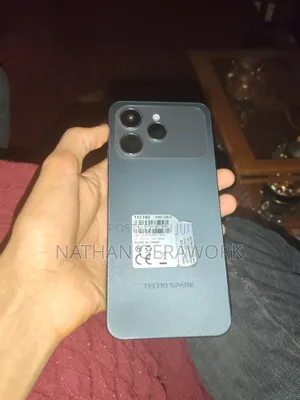 Tecno Spark 40 128 GB Black