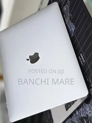 New Laptop Apple MacBook Pro 2019 16GB Intel Core i7 SSD 256GB
