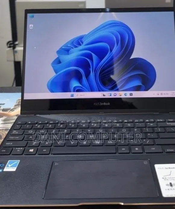New Laptop Asus Zenbook 14 16GB Intel Core i7 SSD 512GB