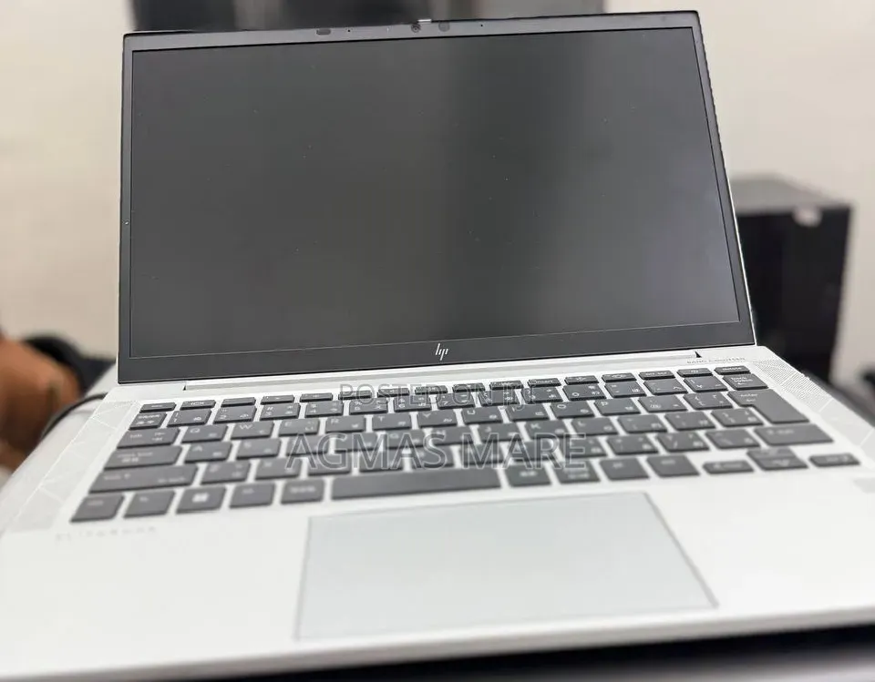 New Laptop HP EliteBook 830 G8 16GB Intel Core i5 SSD 512GB