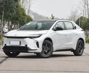 New Toyota bZ4X 2024 White