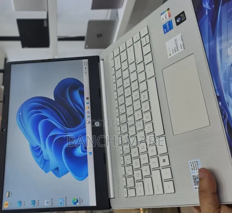 New Laptop HP Stream Notebook 16GB Intel Core i5 SSD 512GB