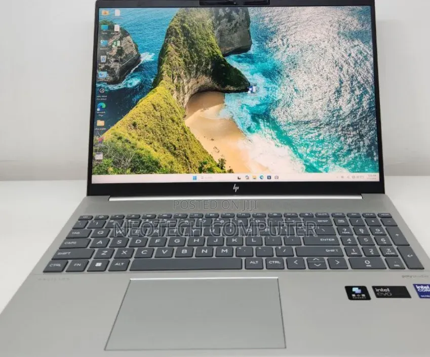 New Laptop HP Pavilion 15 16GB Intel Core Ultra 7 SSD 1T