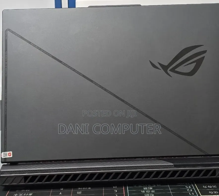New Laptop Asus ROG Strix G16 G614 16GB Intel Core i7 SSD 1T