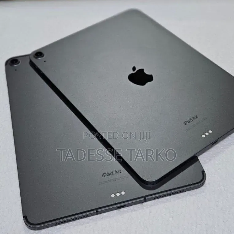 New Apple iPad Air 64 GB Gray