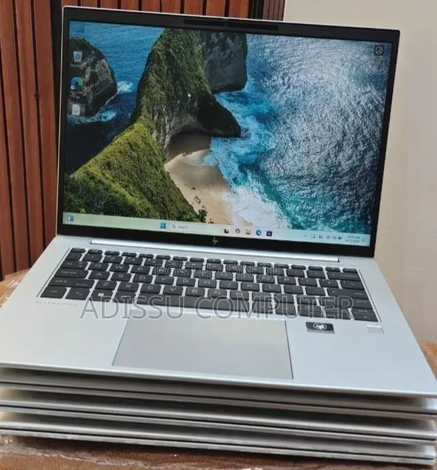 New Laptop HP EliteBook 840 G9 16GB Intel Core i7 SSD 512GB