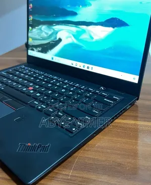 New Laptop Lenovo ThinkPad X1 Carbon 16GB Intel Core i5 SSD 512GB