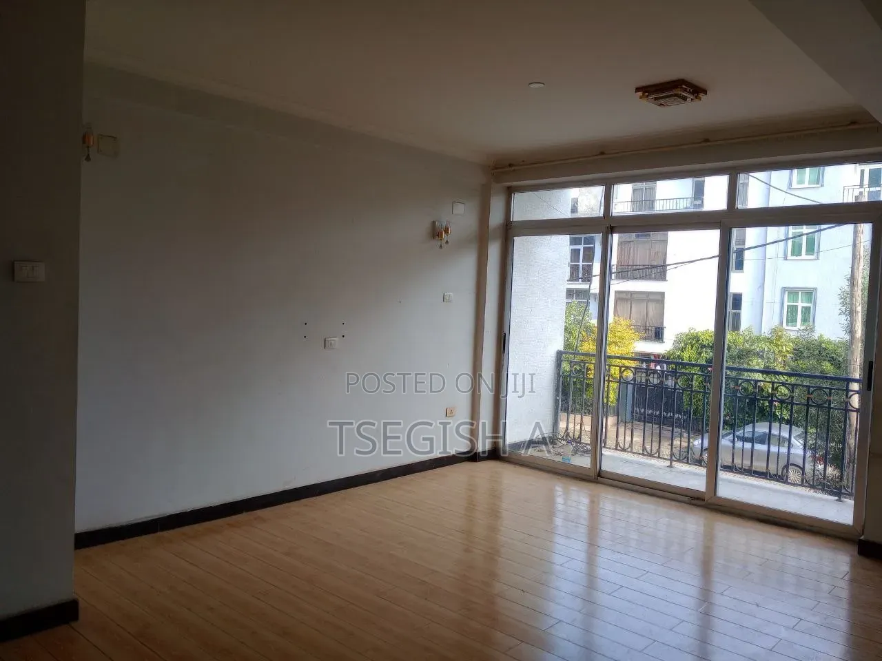 Furnished 3bdrm Apartment in Fiyal Bate, Bole for sale