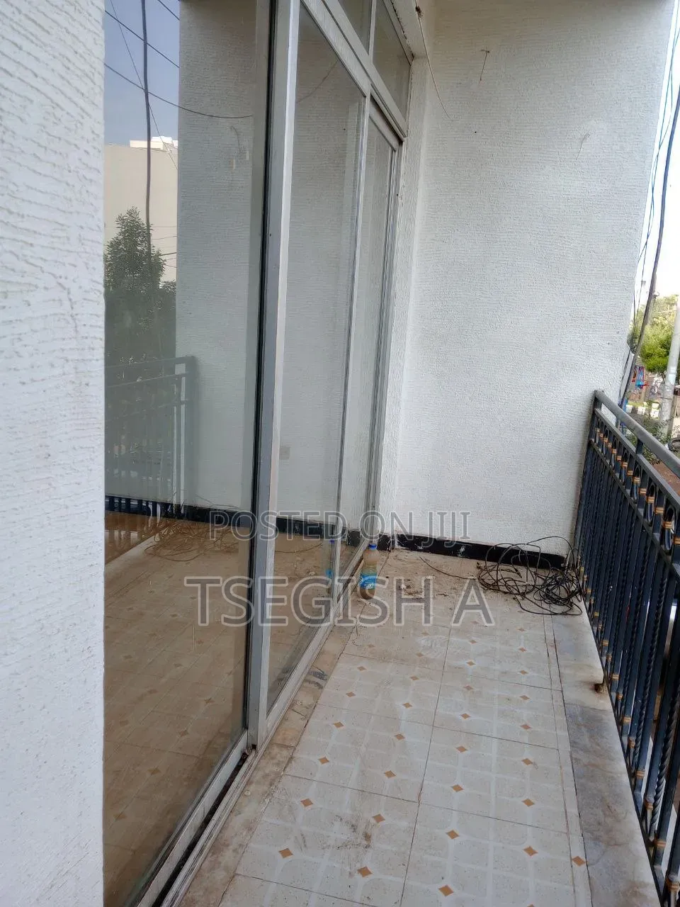 Furnished 3bdrm Apartment in Fiyal Bate, Bole for sale