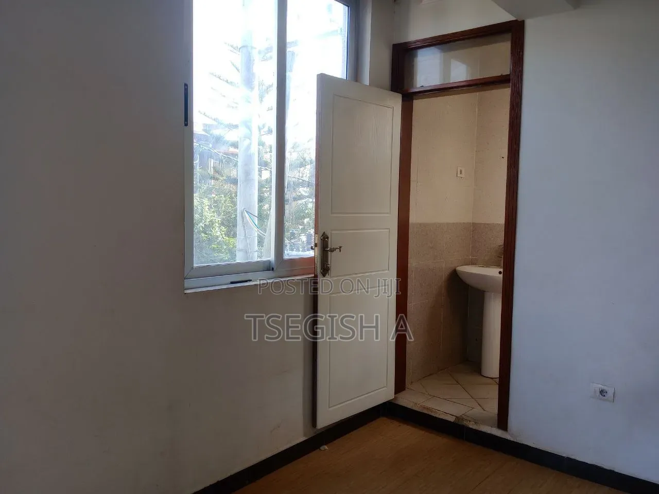 Furnished 3bdrm Apartment in Fiyal Bate, Bole for sale