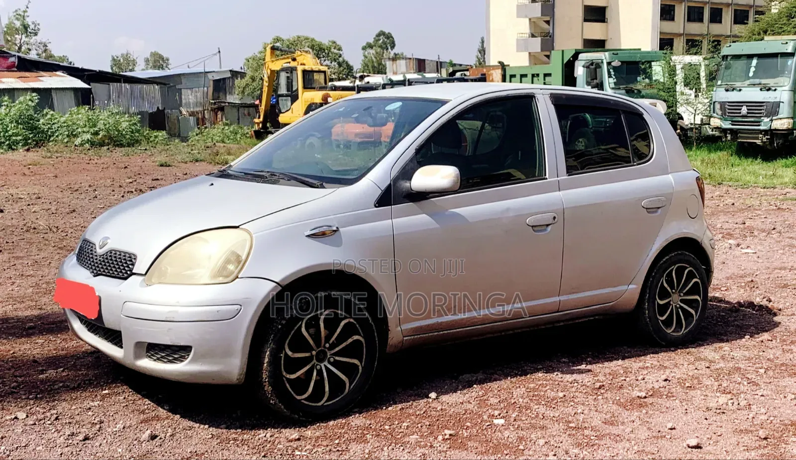 Toyota Vitz 2004 Silver