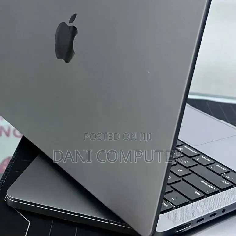 New Laptop Apple MacBook Pro 2021 M1 16GB Apple M1 SSD 512GB