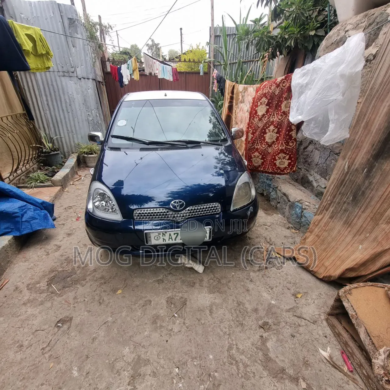 Toyota Vitz 1999 Blue