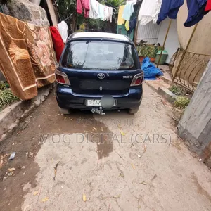 Toyota Vitz 1999 Blue