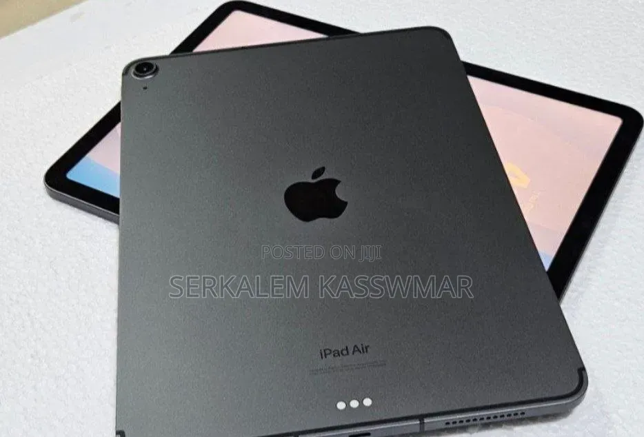 New Apple iPad Air 64 GB Gray