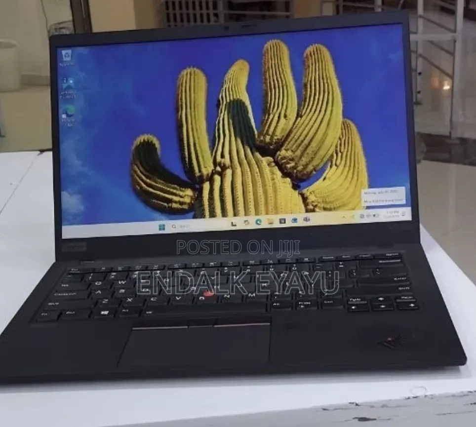 New Laptop Lenovo ThinkPad X1 Carbon 16GB Intel Core i7 SSD 512GB