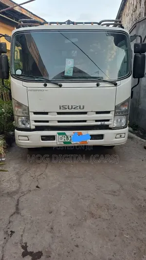 Isuzu Truck