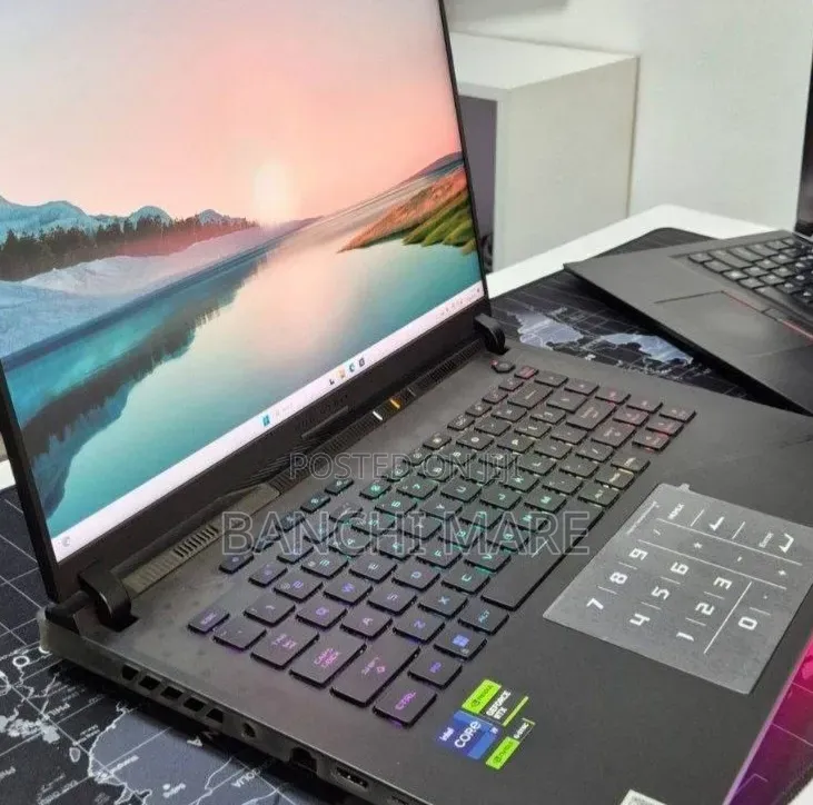 New Laptop Asus ROG Strix G18 32GB Intel Core i9 SSD 2T
