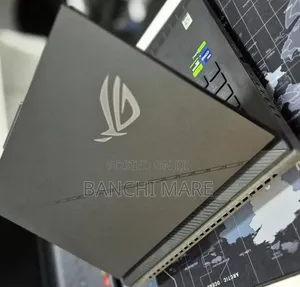 New Laptop Asus ROG Strix G18 32GB Intel Core i9 SSD 2T