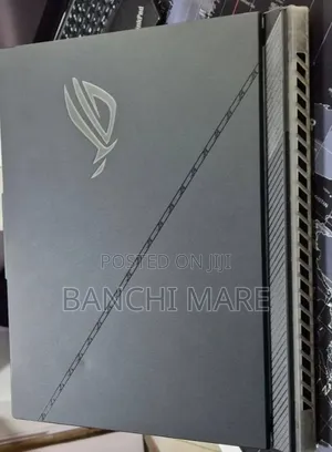 New Laptop Asus ROG Strix G18 32GB Intel Core i9 SSD 2T