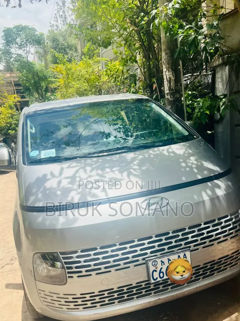 Hyundai Staria 2022