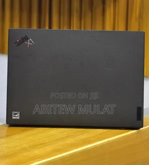 New Laptop Lenovo ThinkPad X1 Carbon 16GB Intel Core i7 SSD 512GB