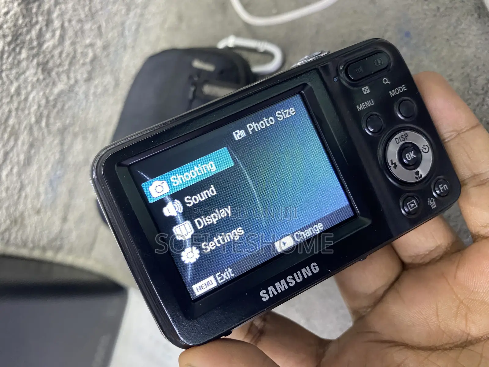 Digital Camera