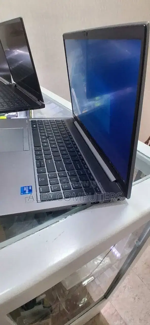 New Laptop Lenovo ThinkPad L13 Yoga 16GB Intel Core i7 SSD 512GB