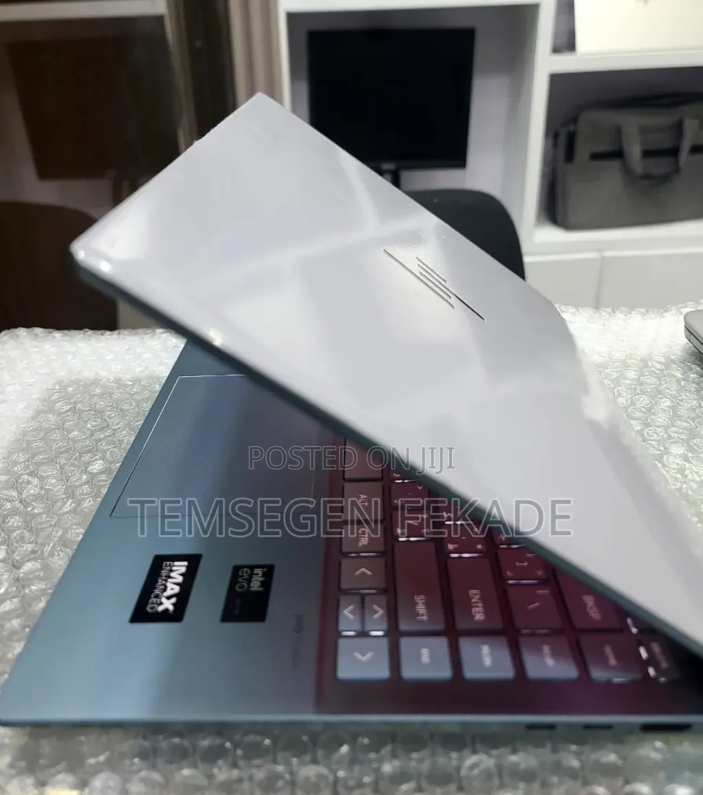 New Laptop HP Pavilion 14 16GB Intel Core Ultra 5 SSD 512GB