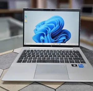 New Laptop HP EliteBook 840 G9 16GB Intel Core i5 SSD 512GB