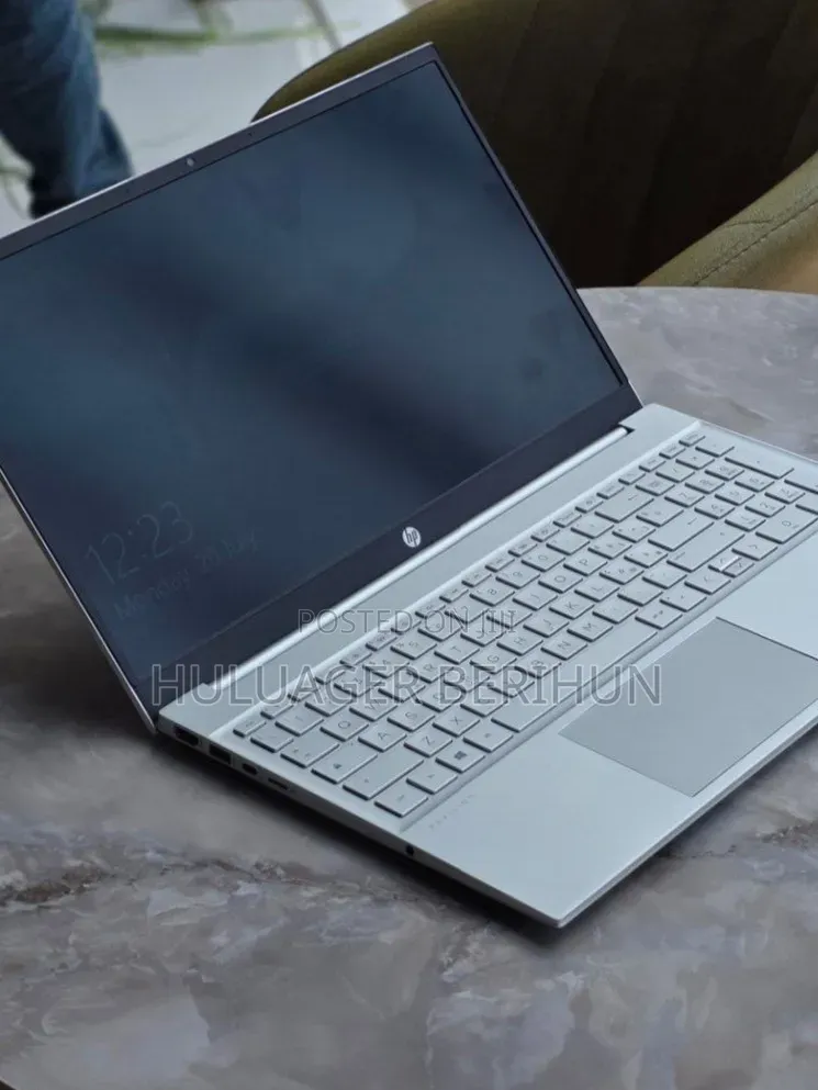 New Laptop HP Pavilion 15 16GB AMD Ryzen 5 SSD 512GB