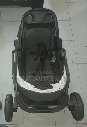 የህፃን ጋሪ (Baby Stroller)