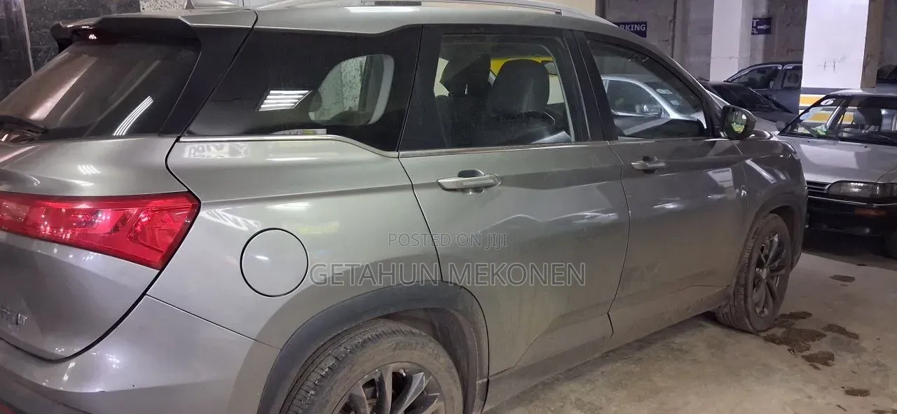 Chevrolet Captiva 2022 Gray