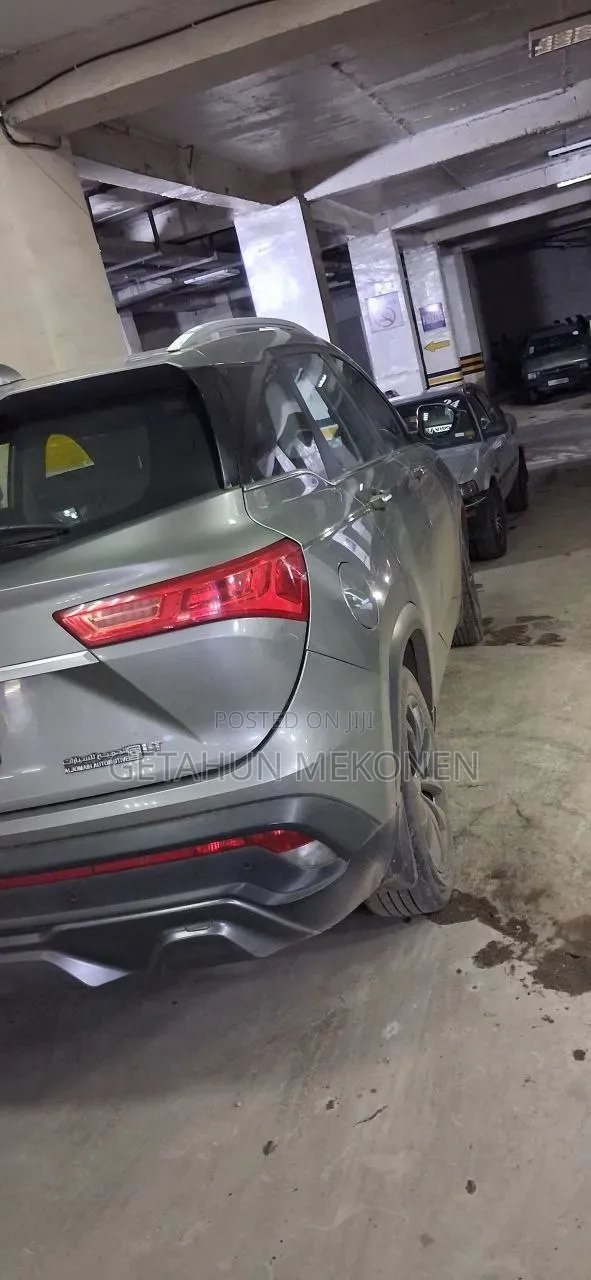 Chevrolet Captiva 2022 Gray