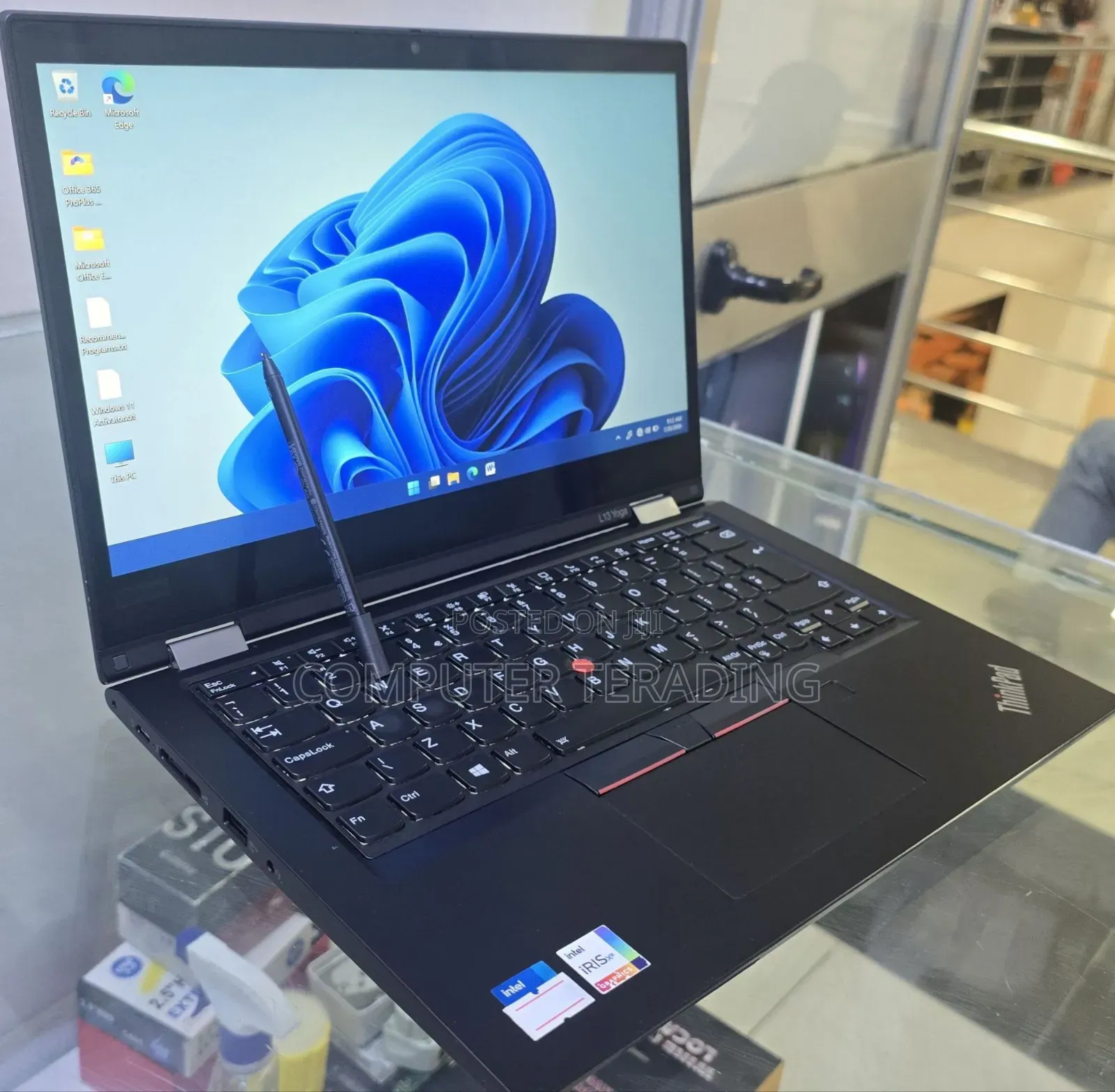 New Laptop Lenovo ThinkPad Yoga 16GB Intel Core i7 SSD 512GB