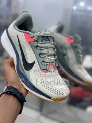 Nike Pegasus Running Sneakers