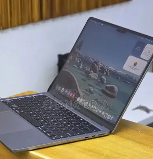 New Laptop Apple MacBook Air 2022 M2 8GB Apple M2 SSD 256GB