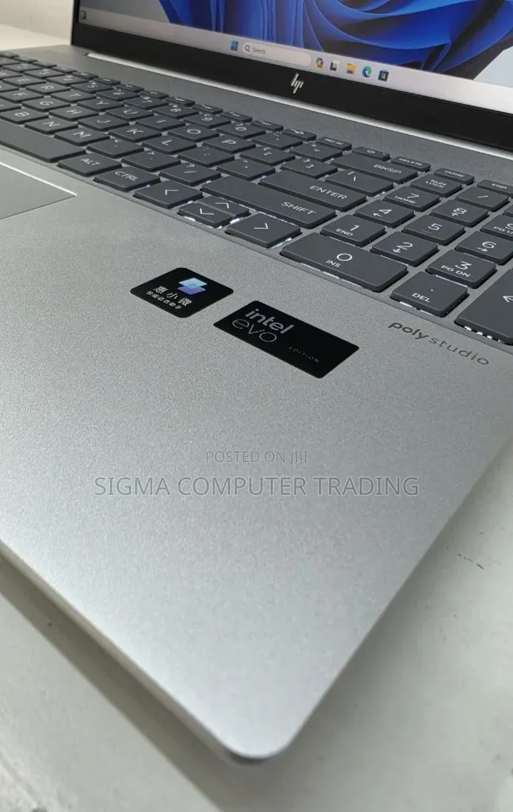 New Laptop HP Pavilion 15 16GB Intel Core Ultra 7 SSD 1T