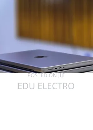 New Laptop Apple MacBook Pro 2021 M1 16GB Apple M1 Pro SSD 512GB