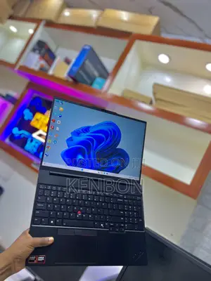 New Laptop Lenovo Legion 5 16GB AMD Ryzen 7 SSD 512GB