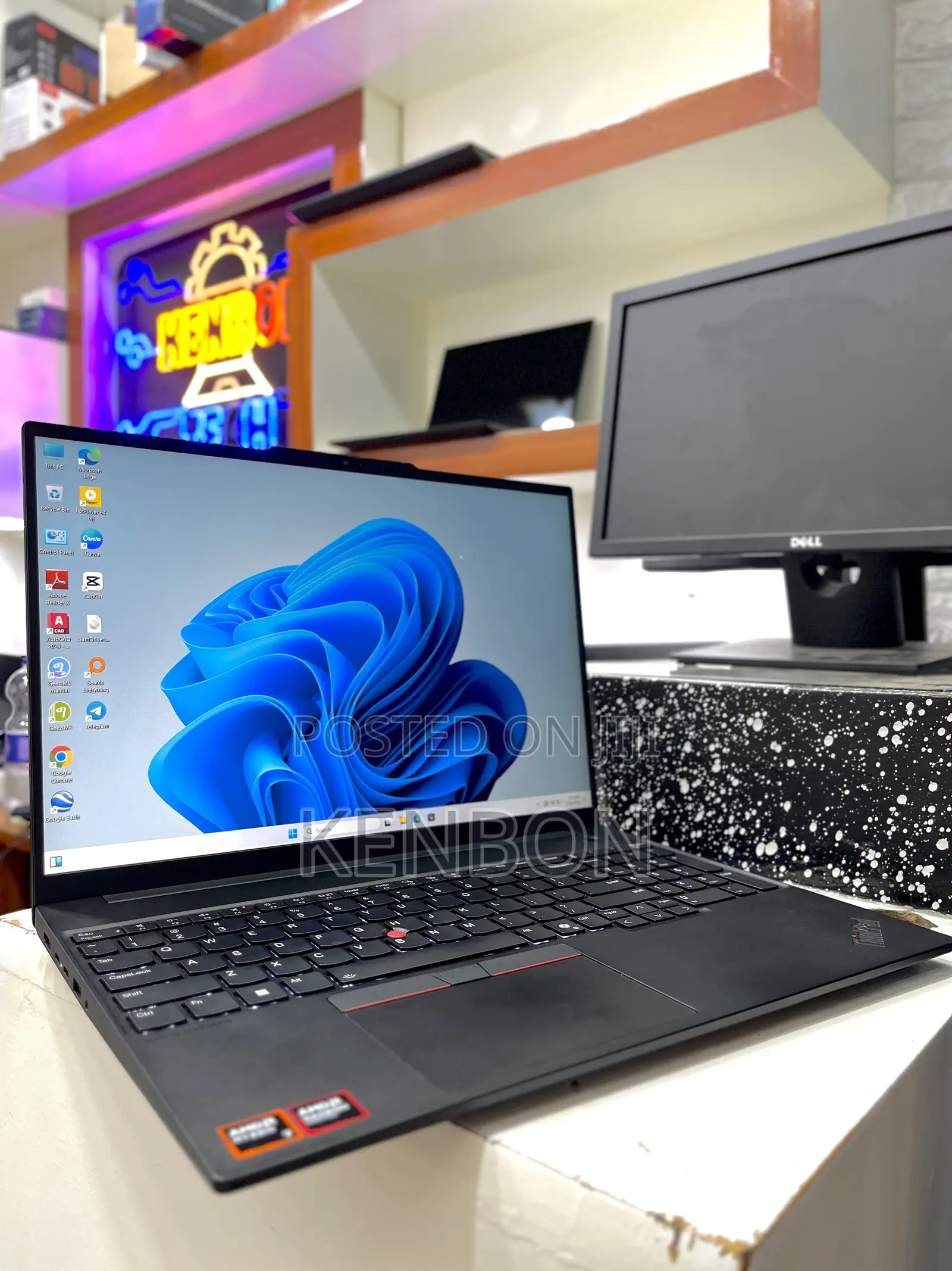 New Laptop Lenovo Legion 5 16GB AMD Ryzen 7 SSD 512GB