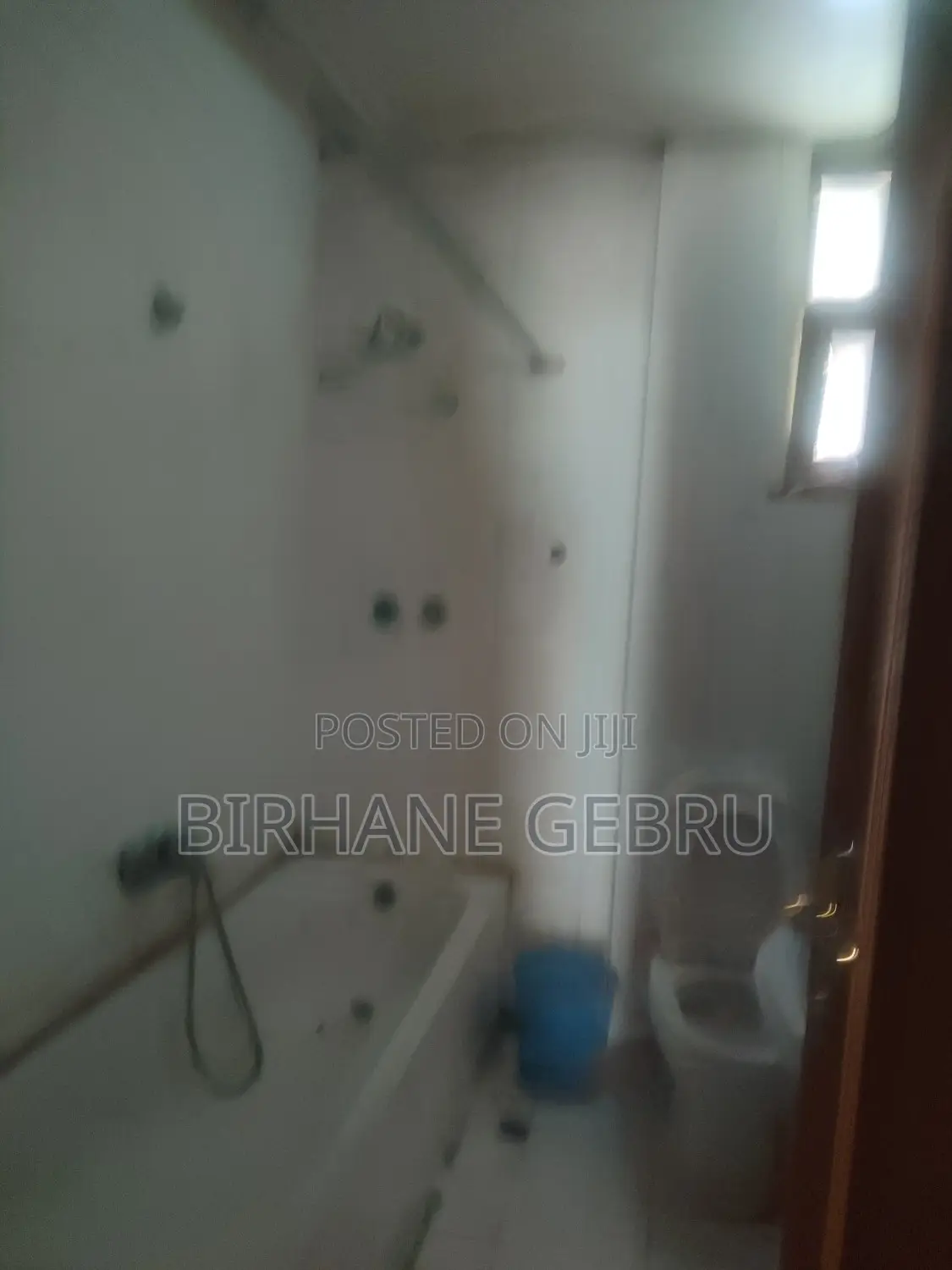 G+3 House Rent for Resturant Lounge Berger and Other