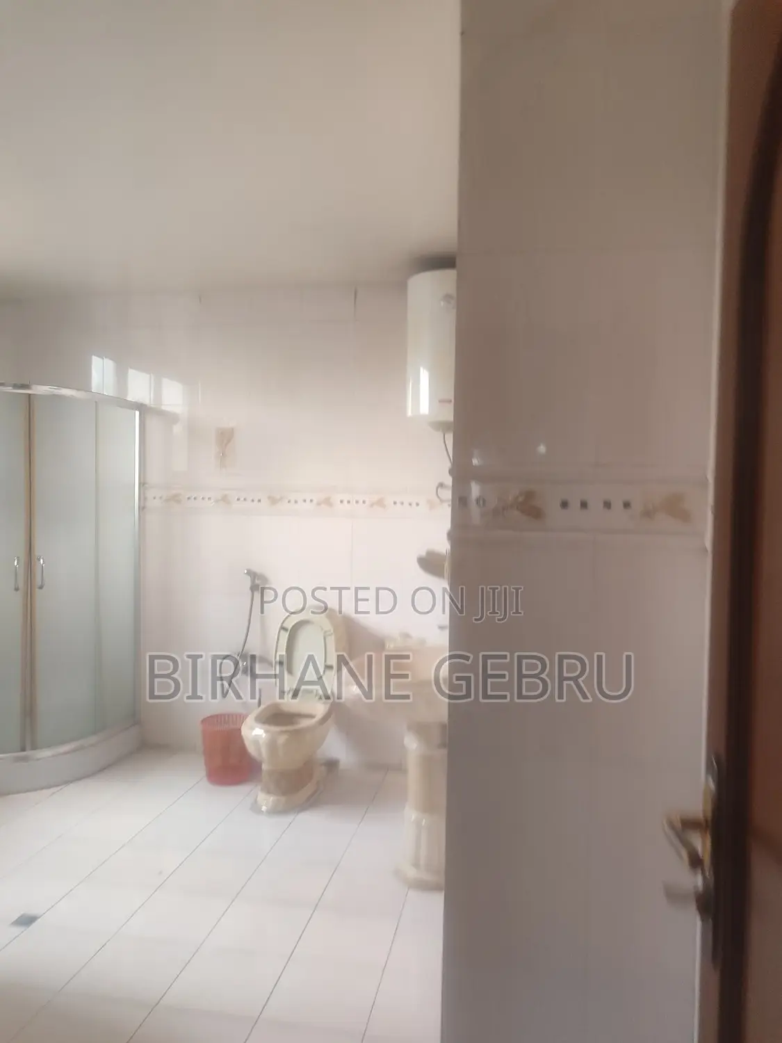 G+3 House Rent for Resturant Lounge Berger and Other